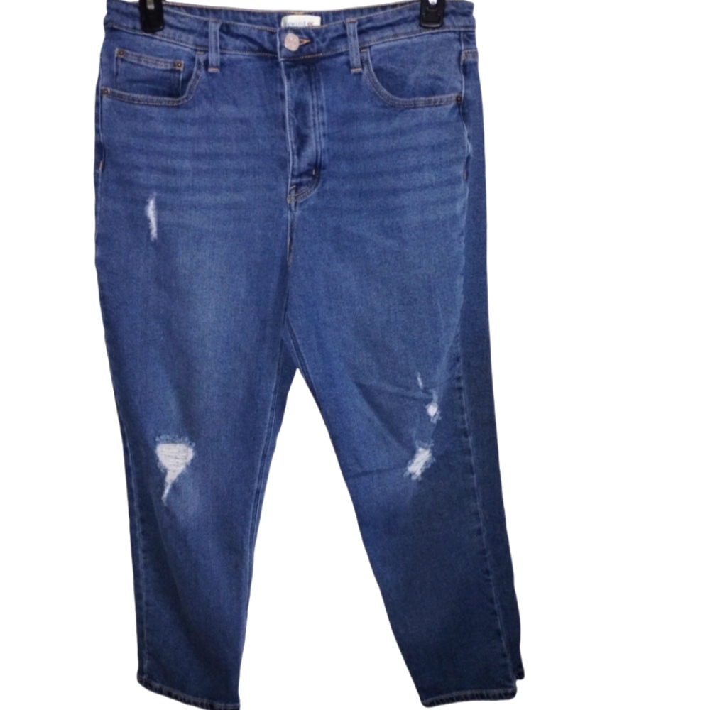 Jeans with Slight distress